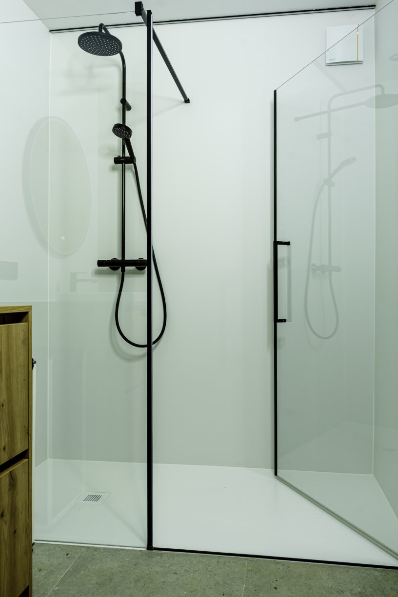 Badkamer Geel Ten Aart 6