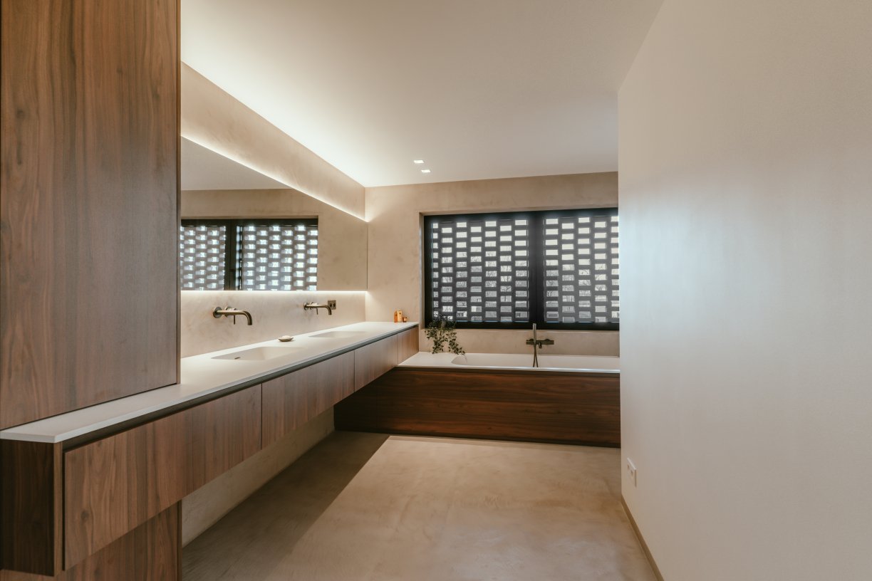 Romi photo and design